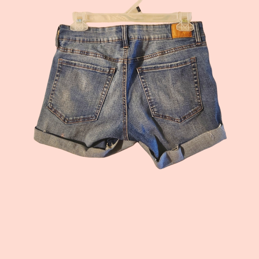 aeropostale blue denim low rise midi ripped shorts with rolled cuffs Size 8 - Picture 2 of 4